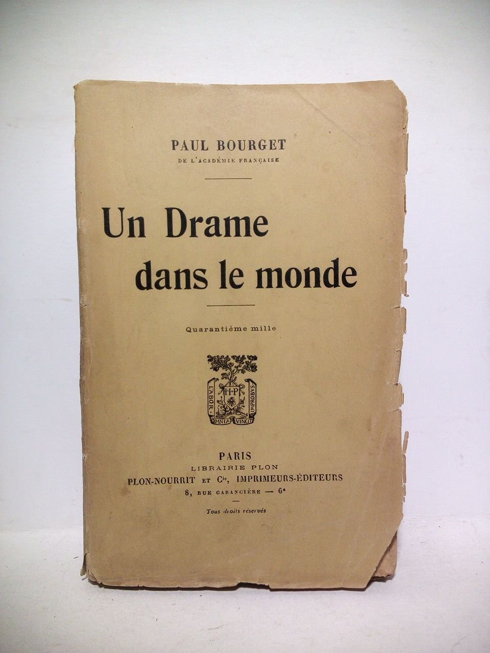 Un Drame dans le monde | Immagine principale