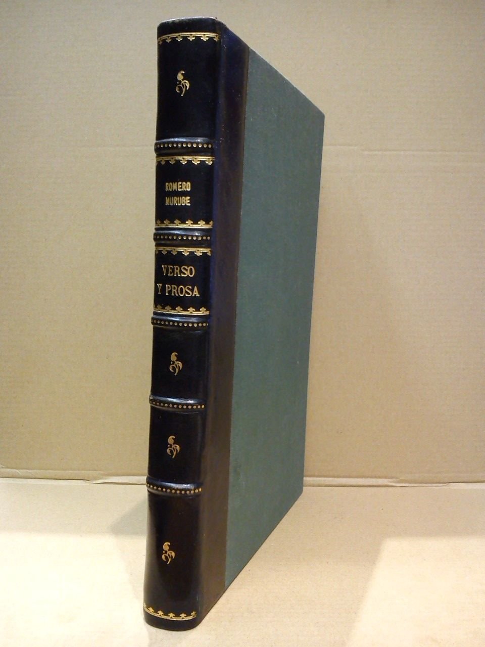 Verso y prosa / Prólogo y selección de Francisco López …