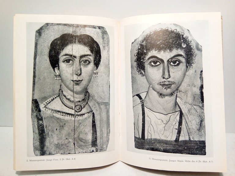 Vom Altertum zum Mittelalter: Spätantike, altchristliche, völkerwanderungszeitliche und frühmittelalterliche denkmäler …