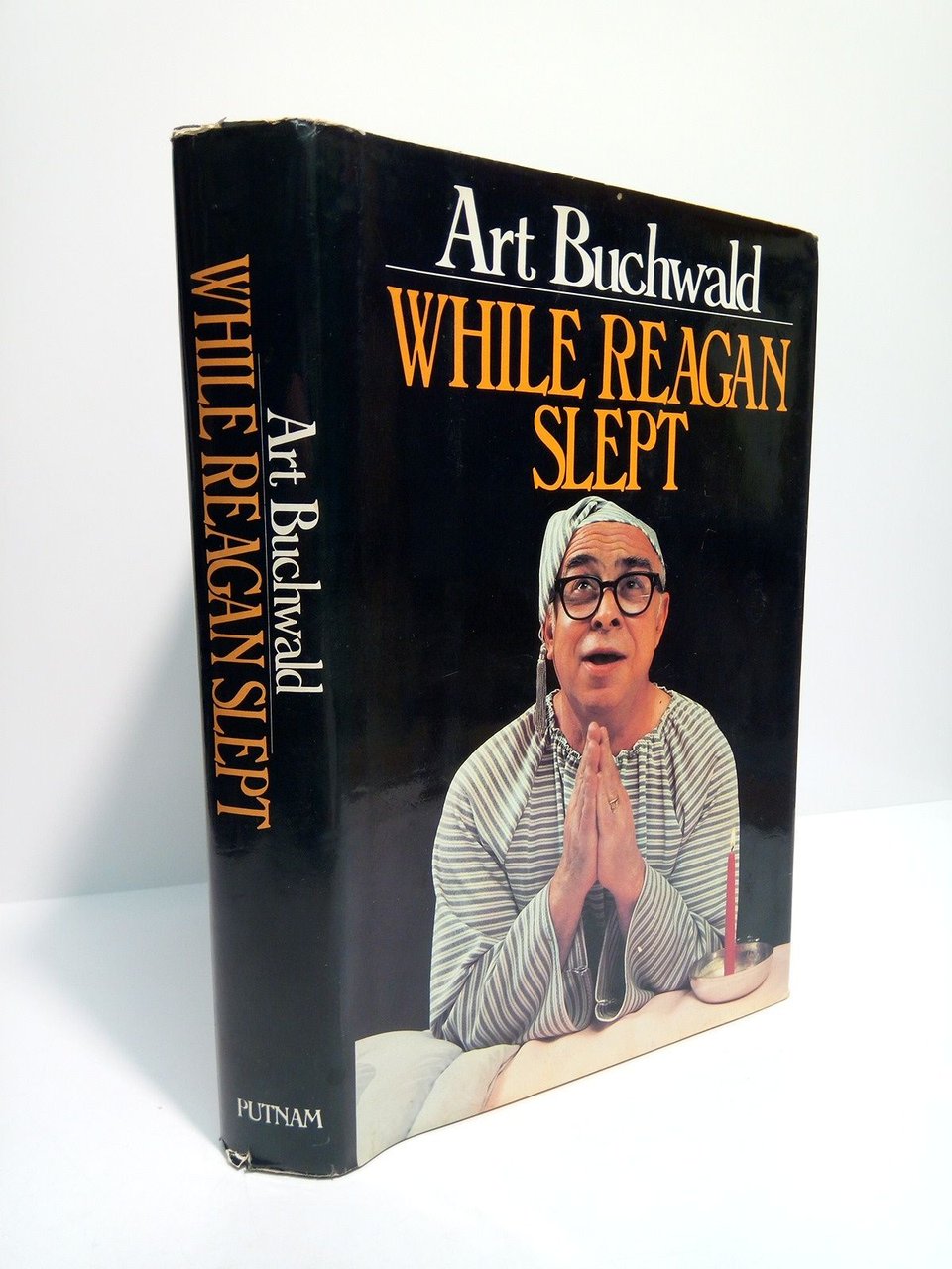 While Reagan Slept / Illustrated by Steve Mendelson