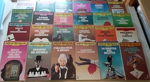 Alfred Hitchcock Stock 24 libri ( titoli nelle note )