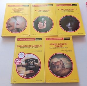 Stock gialli classici Mondadori .5 pezzi.Titoli in foto