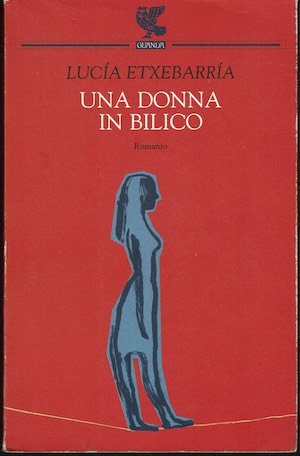 Una donna in bilico | Immagine principale