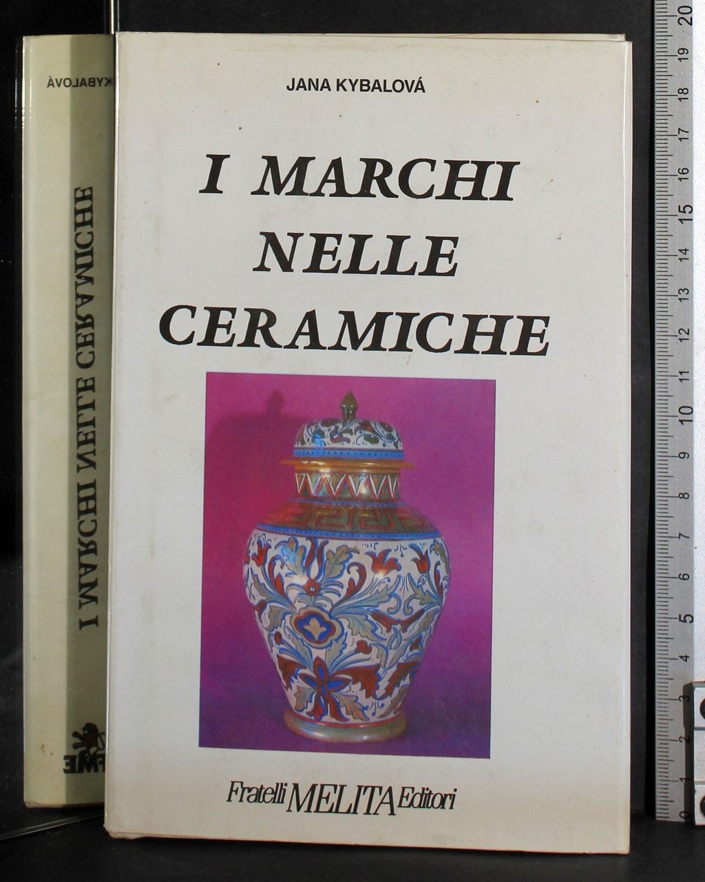 I marchi nelle ceramiche | Immagine principale