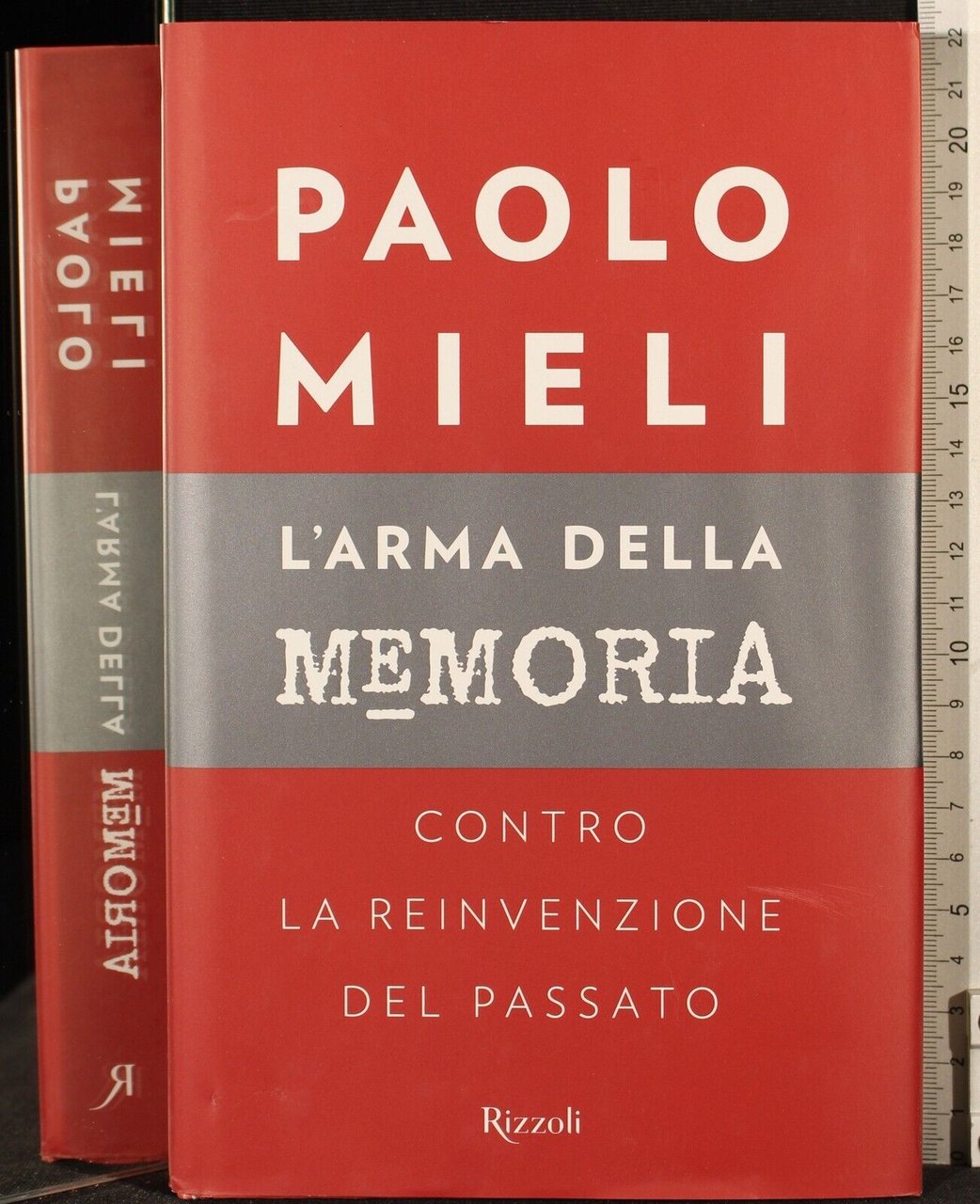 L'arma della memoria | Immagine principale