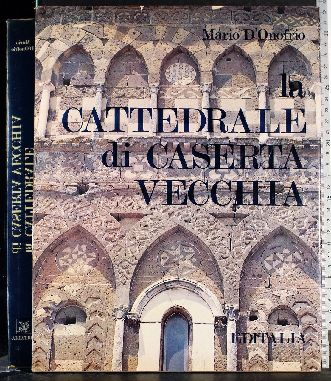 La cattedrale di Caserta Vecchia