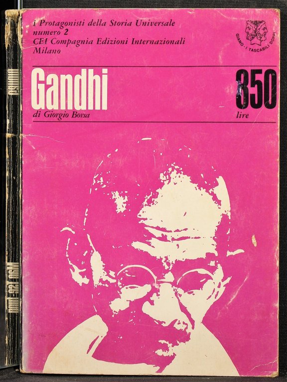 Mao Tse-tung. Gandhi | Immagine Gallery 3