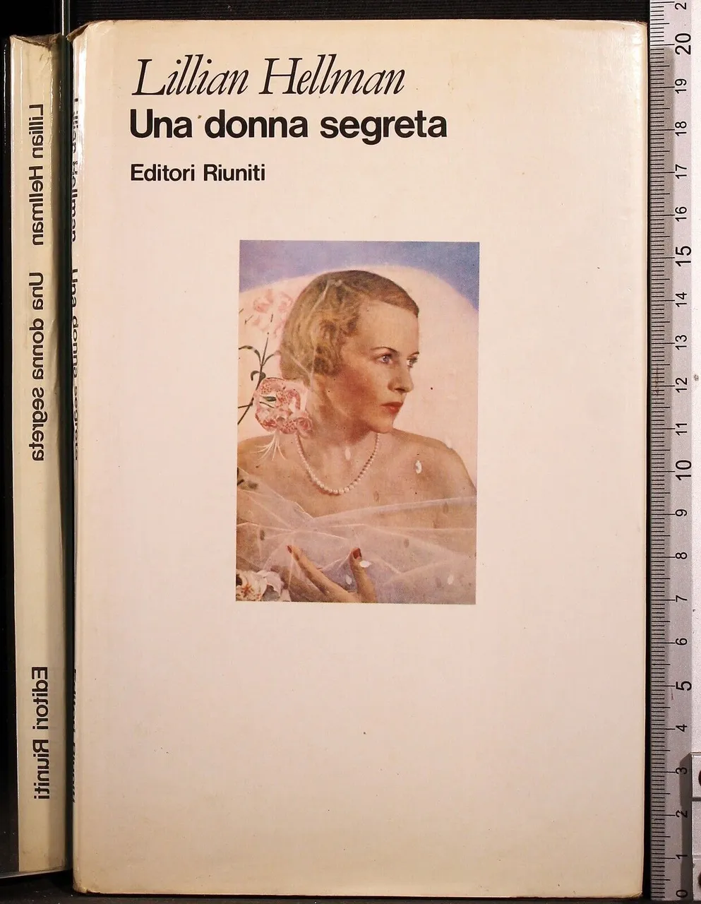 Una donna segreta | Immagine principale