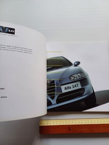 Alfa Romeo 147 modelli 2000 depliant italiano originale
