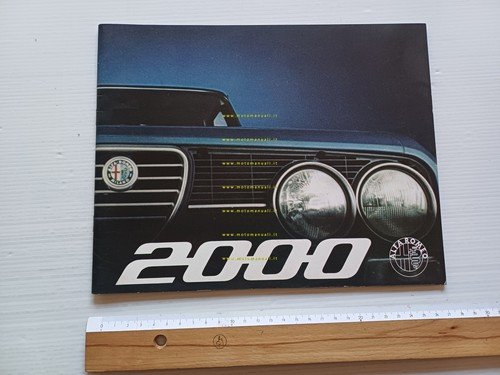 Alfa Romeo 2000 Berlina 1971 depliant italiano originale