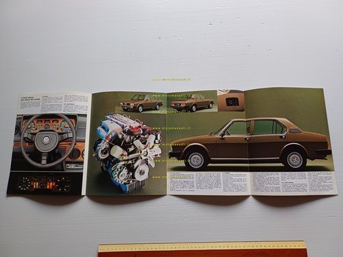 Alfa Romeo Alfetta 2000 Turbo Diesel 1980 depliant italiano originale
