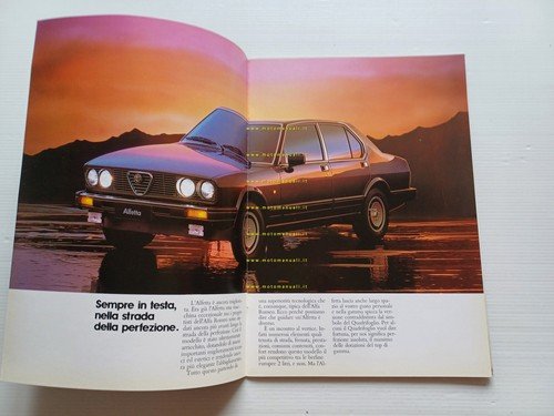 Alfa Romeo Alfetta modelli 1984 depliant italiano originale