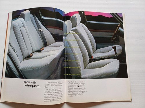 Alfa Romeo Alfetta modelli 1984 depliant italiano originale