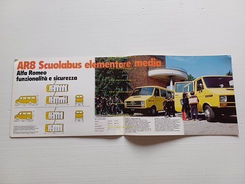 Alfa Romeo furgone AR 8 30-35 Scuolabus 1981 depliant originale …