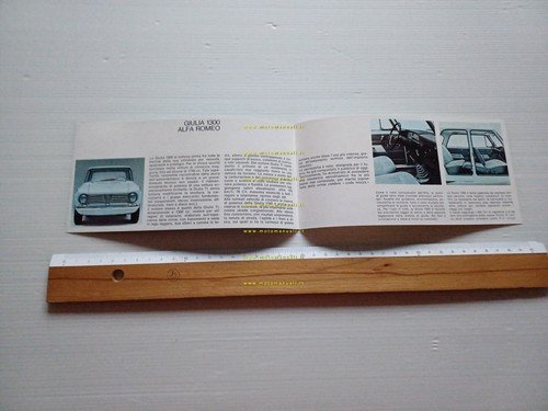 Alfa Romeo Giulia 1300 anni 60 depliant italiano originale