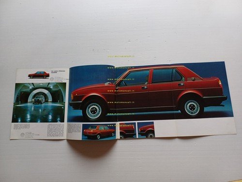 Alfa Romeo Giulietta 1.3 - 1.6 1980 depliant italiano originale