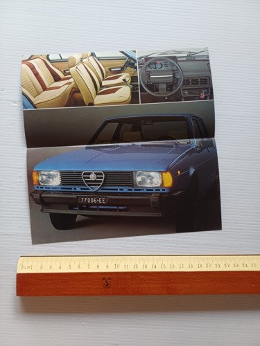 Alfa Romeo Giulietta 1977 depliant originale italiano brochure