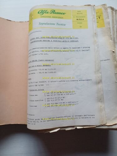 Alfa Romeo raccolta informazioni tecniche per le officine 1976 originale