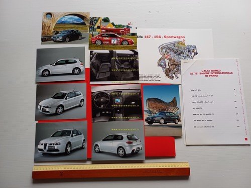 Alfa Romeo Salone Internazionale dell'Auto Paris 2002 cartella stampa originale