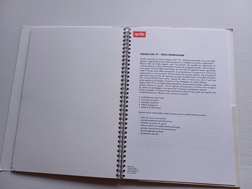 Aprilia presentazione Pegaso 650 modello 1997 cartella stampa originale IT …