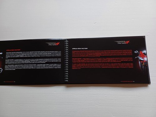 Aprilia presentazione RSV4 Factory modello 2009 cartella stampa originale