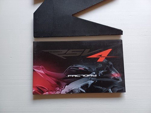 Aprilia presentazione RSV4 Factory modello 2009 cartella stampa originale