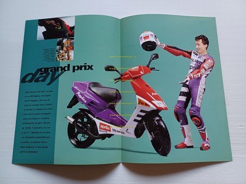 Aprilia SR 50 Replica Reggiani depliant originale ITALIANO originale