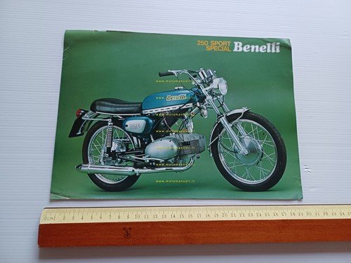 Benelli 250 Sport Special 1974 depliant italiano originale