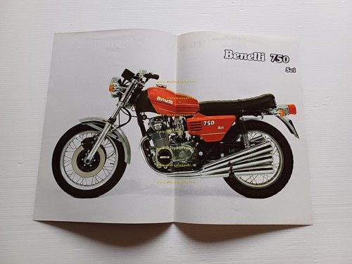 Benelli 750 Sei 1975 depliant originale testo Inglese