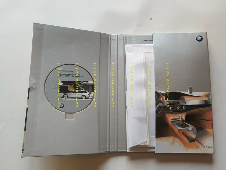 BMW Serie 5 Touring 2004 cartella stampa originale press kit