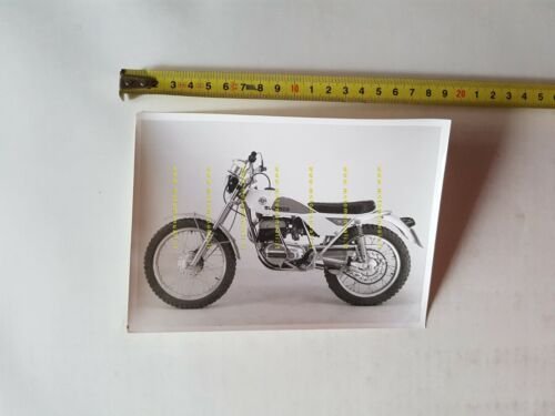 Bultaco Lobito 125-175 MK6 1974 2 foto da cartella stampa …