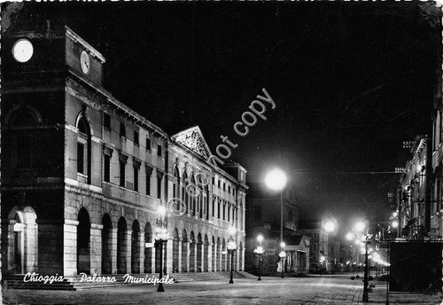 Cartolina - Chioggia Palazzo Municipale notturno