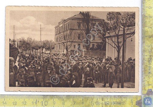 Cartolina - cinque giornate Fiume - Entrata in città Truppe …