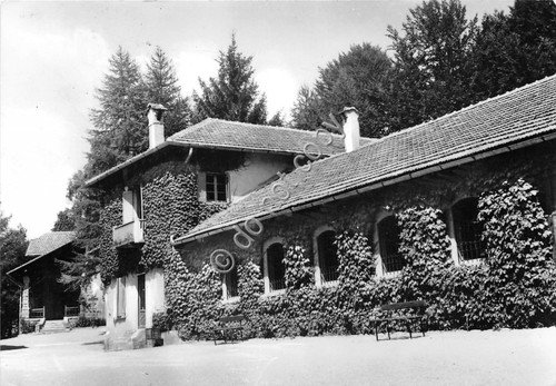 Cartolina - Monte Piambello Valganna Villaggio Alpino Touring Club 1965 | Immagine principale