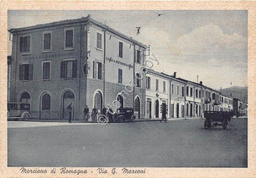 Cartolina - Morciano di Romagna Via Marconi Animata auto d'epoca | Immagine principale