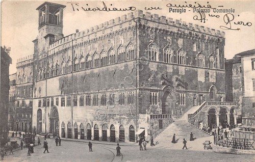 Cartolina - Perugia - Palazzo Comunale - animata - 1911 | Immagine principale