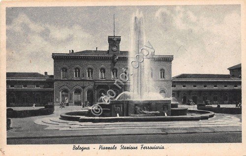 Cartolina - Postcard - Bologna - Piazzale della Stazione - …