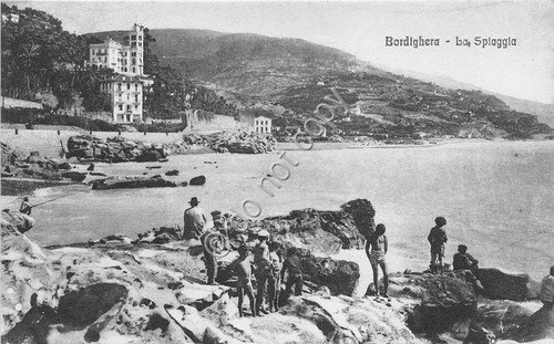 Cartolina - Postcard - Bordighera - La Spiaggia - animata …