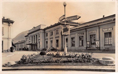 Cartolina - Postcard - Chiasso - Stazione di frontiera - …