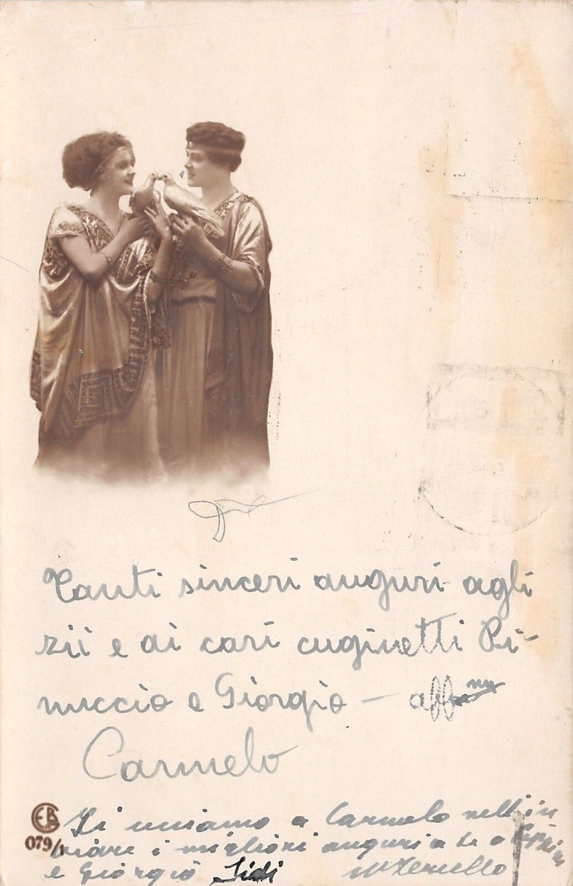 Cartolina - Postcard - Donne - vestiti greci - colombe