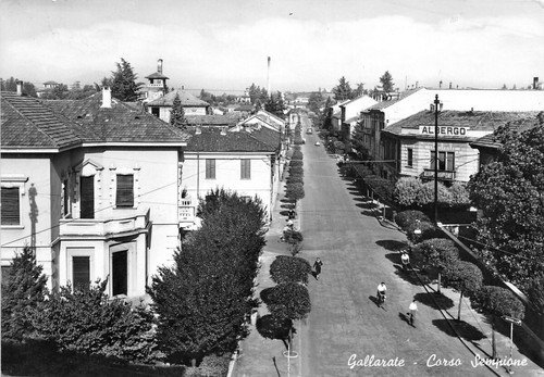Cartolina - Postcard - Gallarate - corso Sempione - animata …