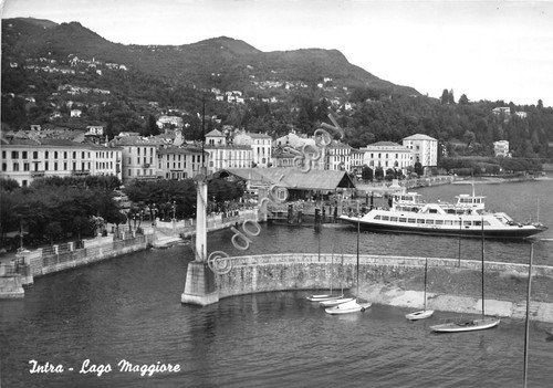 Cartolina - Postcard - Intra - Panorama dal Lago - …