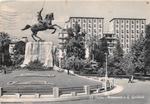 Cartolina - Postcard - La Spezia - Monumento a Garibaldi …