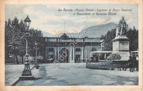 Cartolina - Postcard - La Spezia Ingresso Arsenale Monumento a …