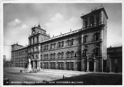 Cartolina - Postcard - Modena - Plazzo Ducale - Accademia …