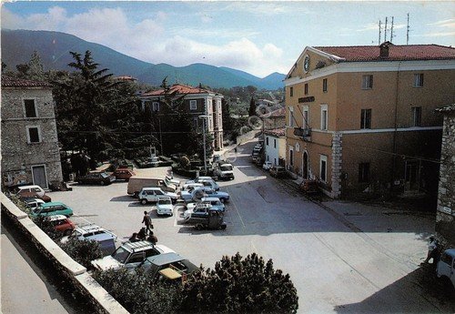 Cartolina - Postcard - Montecchio - Piazza Garibaldi - 1992 | Immagine principale