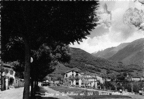 Cartolina - Postcard - Ponte in Valtellina - Piazza della …