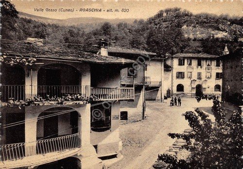 Cartolina - Postcard - Roaschia - Via del paese - …