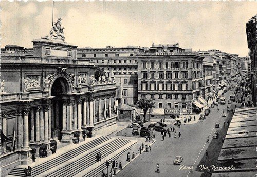 Cartolina - Postcard - Roma - Via Nazionale - auto …
