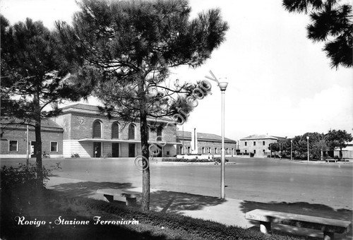 Cartolina - Postcard - Rovigo - Stazione Ferroviaria - 1960 | Immagine principale